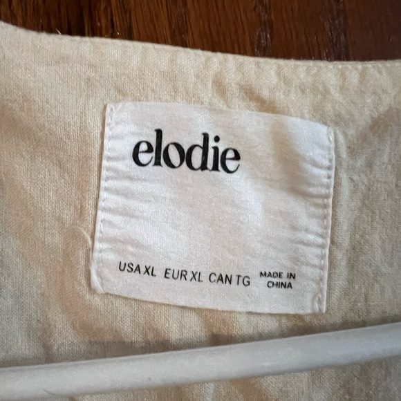 Elodie XL Cream Linen Button Vest - Picture 2 of 3